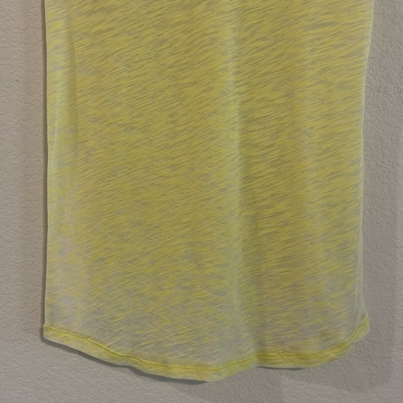 We The Free Women’s T-Shirt Small Yellow Acid Wash Lightweight Cotton Sheer - Picture 6 of 11